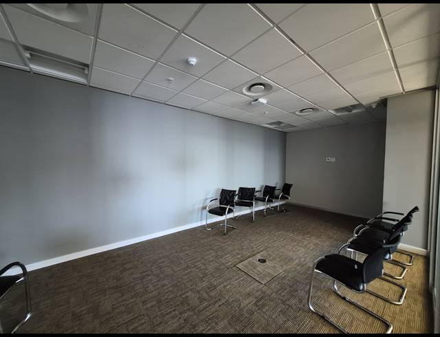 1,550M² OFFICE TO LET IN SANDTON CENTRAL